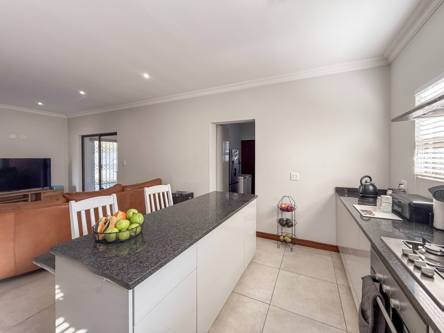 3 Bedroom Property for Sale in Melodie North West